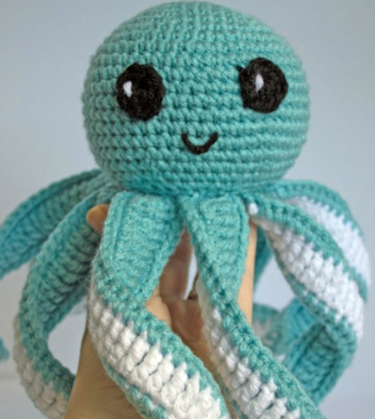 16 Free and Cute Crochet Octopus Amigurumi Patterns - Yarnique